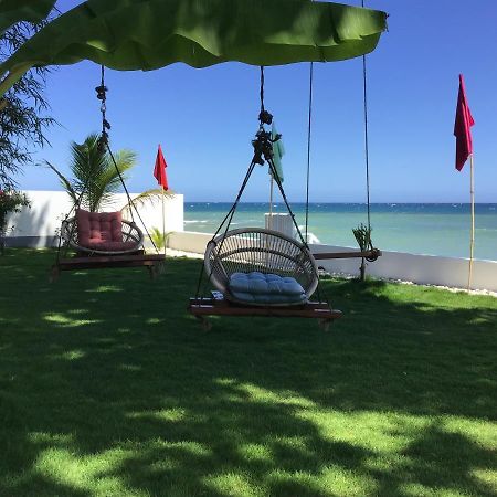 Bamboobeachvilla1 Ac New Oceanfront Pool Sunsetview Garden Kitchen Satellite Starlink Wi-Fi Dimiao Buitenkant foto