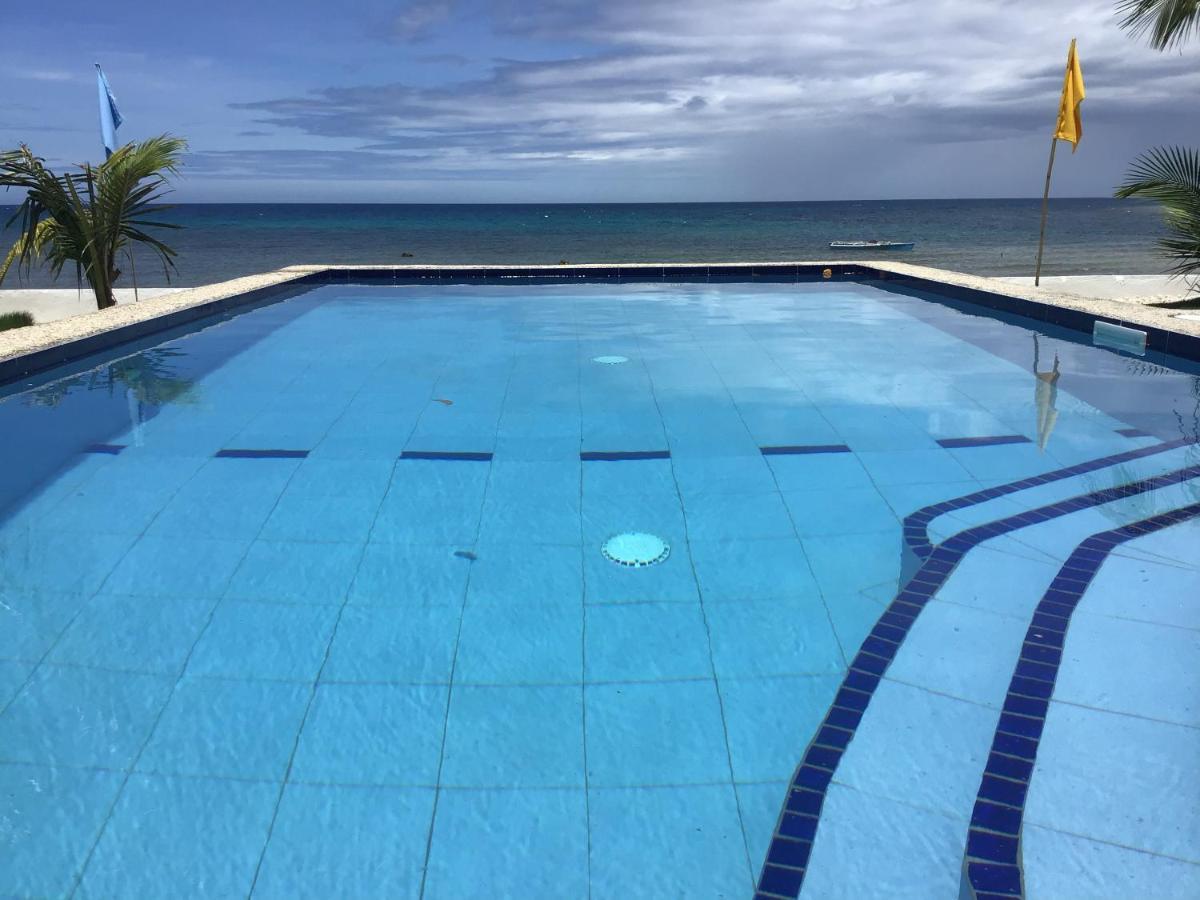 Bamboobeachvilla1 Ac New Oceanfront Pool Sunsetview Garden Kitchen Satellite Starlink Wi-Fi Dimiao Buitenkant foto
