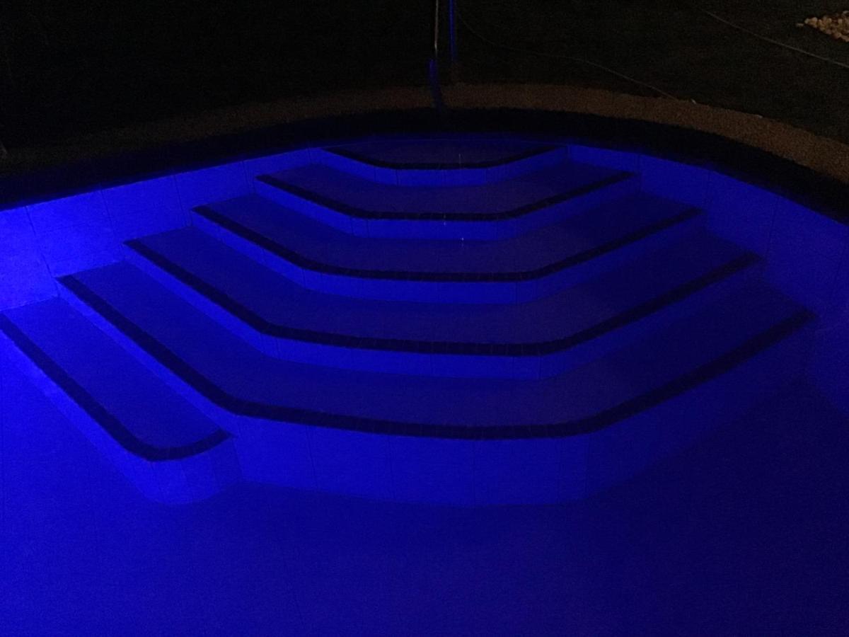 Bamboobeachvilla1 Ac New Oceanfront Pool Sunsetview Garden Kitchen Satellite Starlink Wi-Fi Dimiao Buitenkant foto